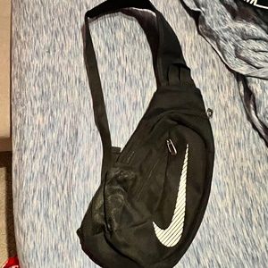 Nike sling bag